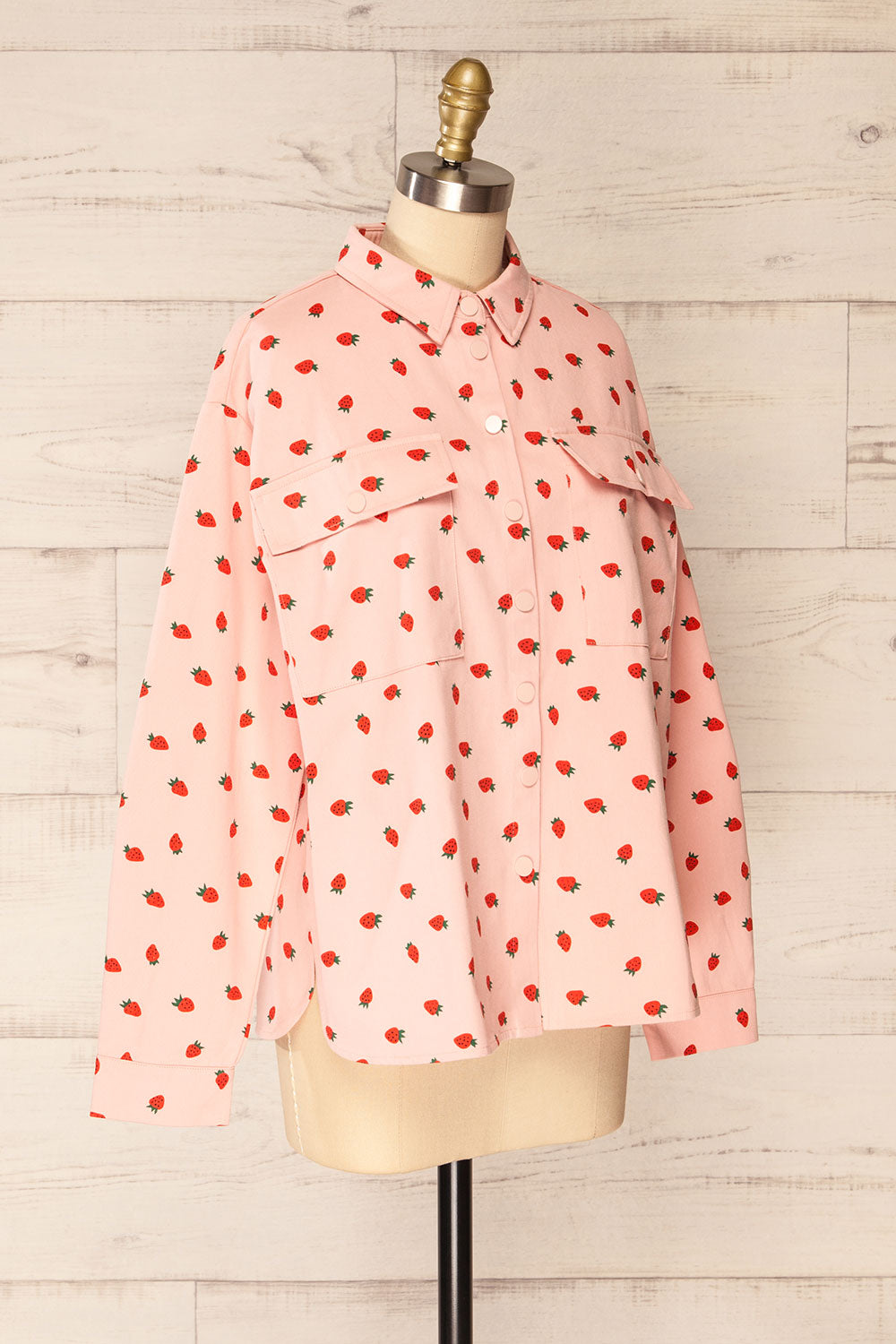Strawberries Oversized Patterned Denim Shirt | La petite garçonne sid eview