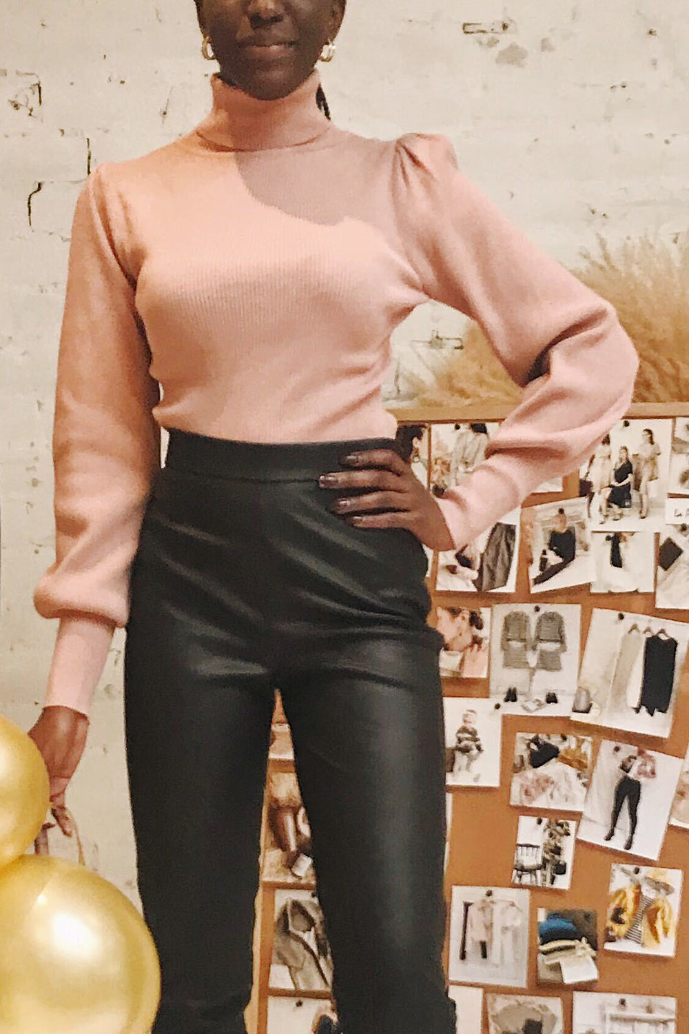 Moino Pink Puffy Sleeve Turtleneck | La petite garçonne on model