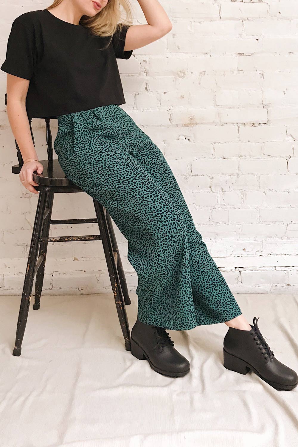 Canaveral Emerald Pants w/ Leopard Print | La petite garçonne model look