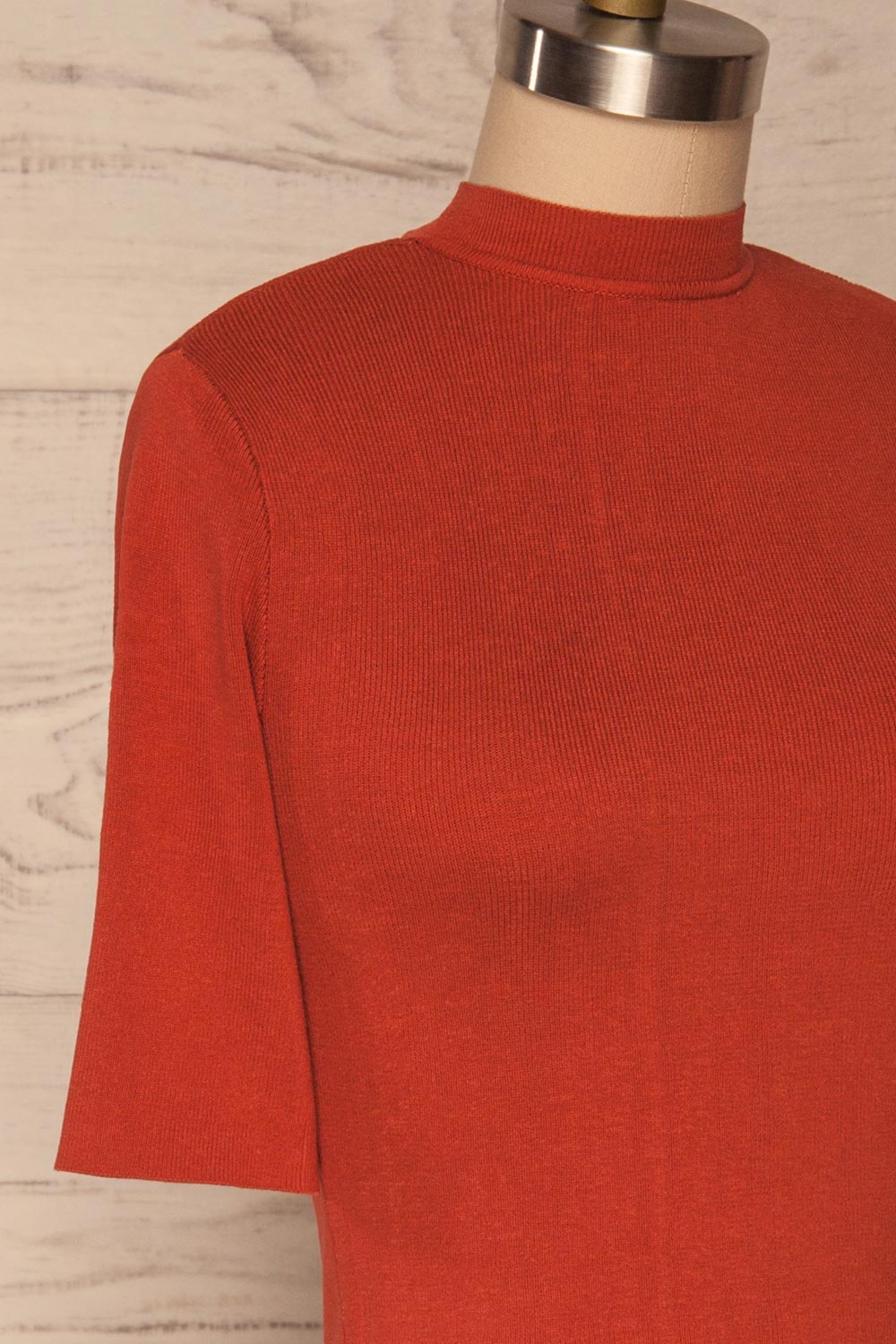 Tolka Paprika Crop Top | Haut Écourté side close up | La Petite Garçonne