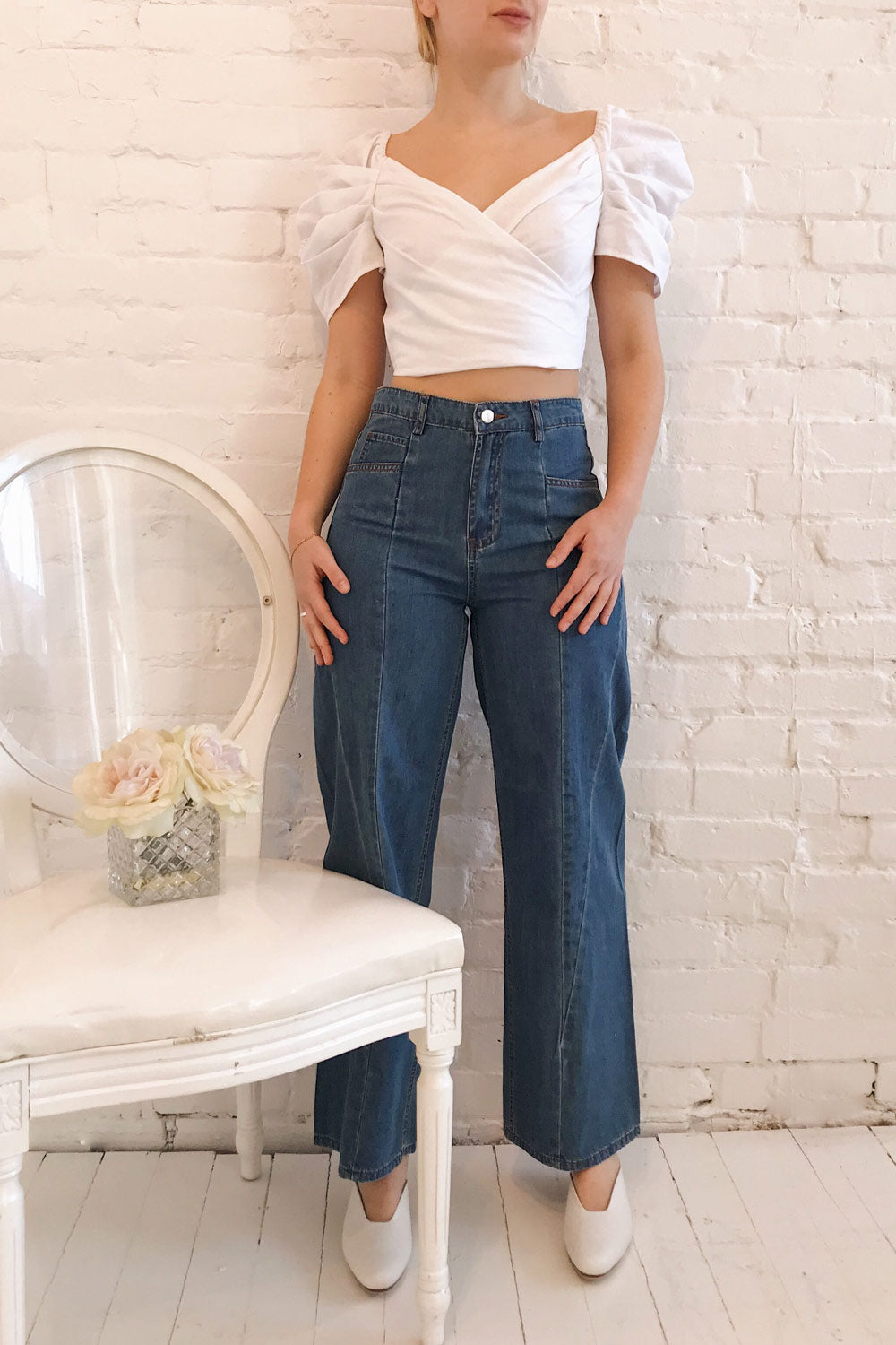 Fallviken White Crop Top w/ Puffy Sleeves | Boutique 1861 model look 1