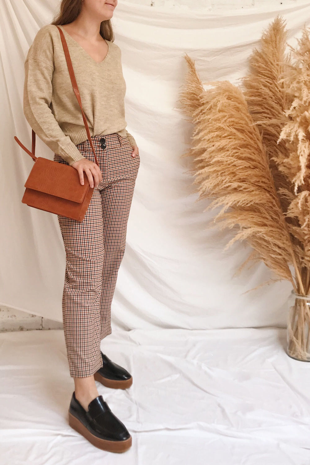 Mikstat Beige V-Neck Knit Sweater | La petite garçonne model look 2