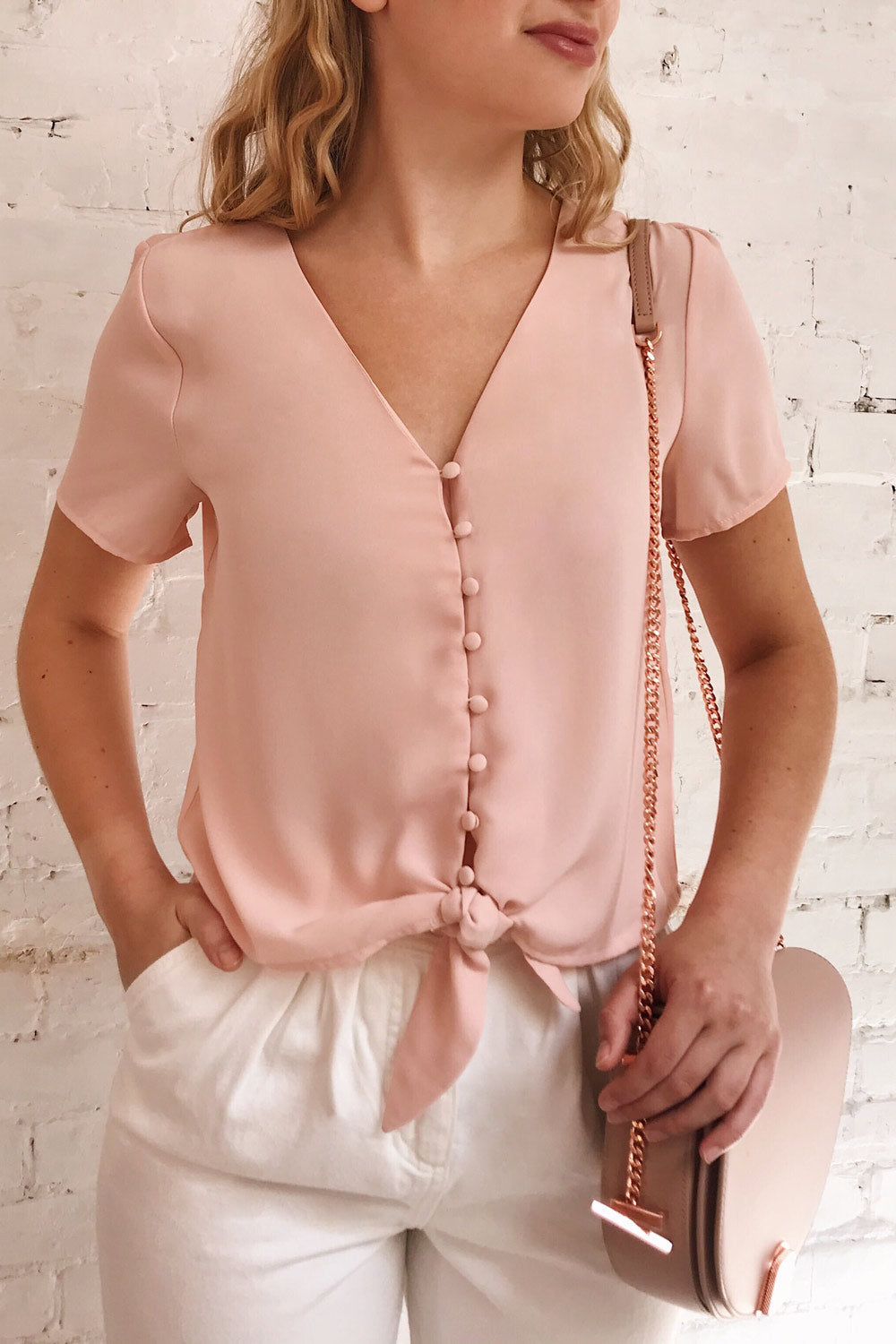 Mlawa Light Pink Short Sleeve Blouse | La petite garçonne on model