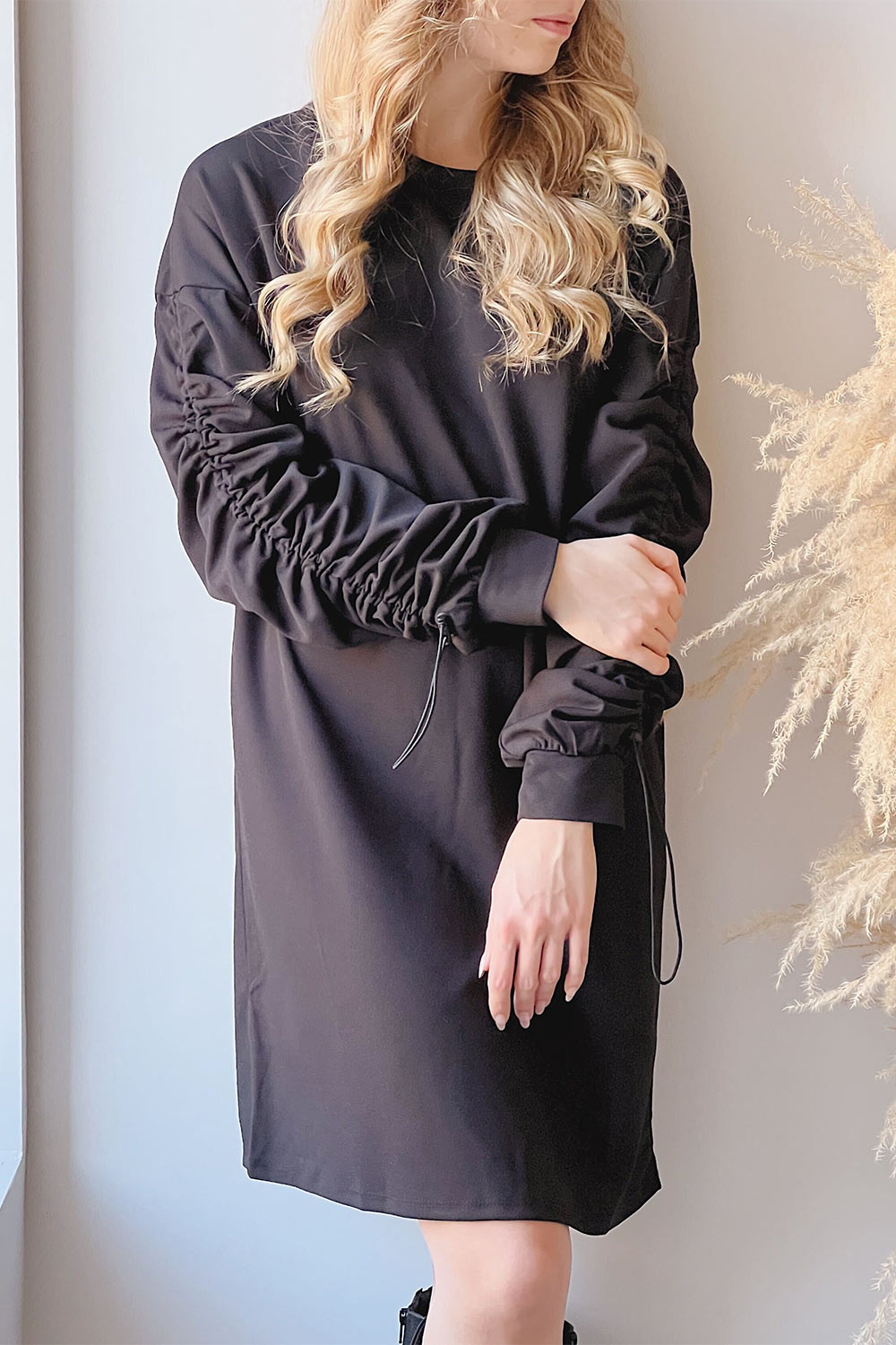 Torrejon Short Dress w/ Ruched Sleeves | La petite garçonne on model