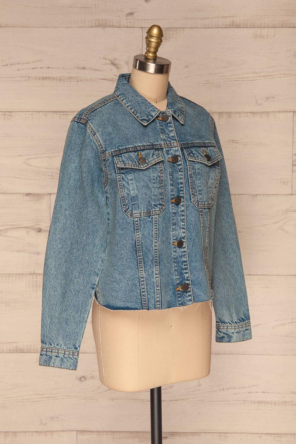 Tripani Light Blue Denim Jacket | Veste | La Petite Garçonne side view