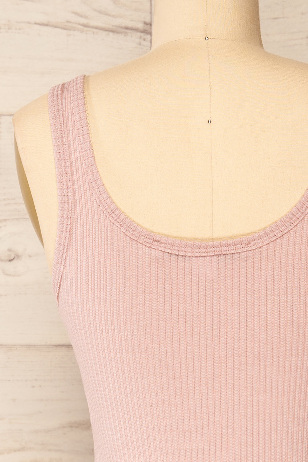 Tseri Pink Cropped Large Straps Tank Top | La petite garçonne back close-up
