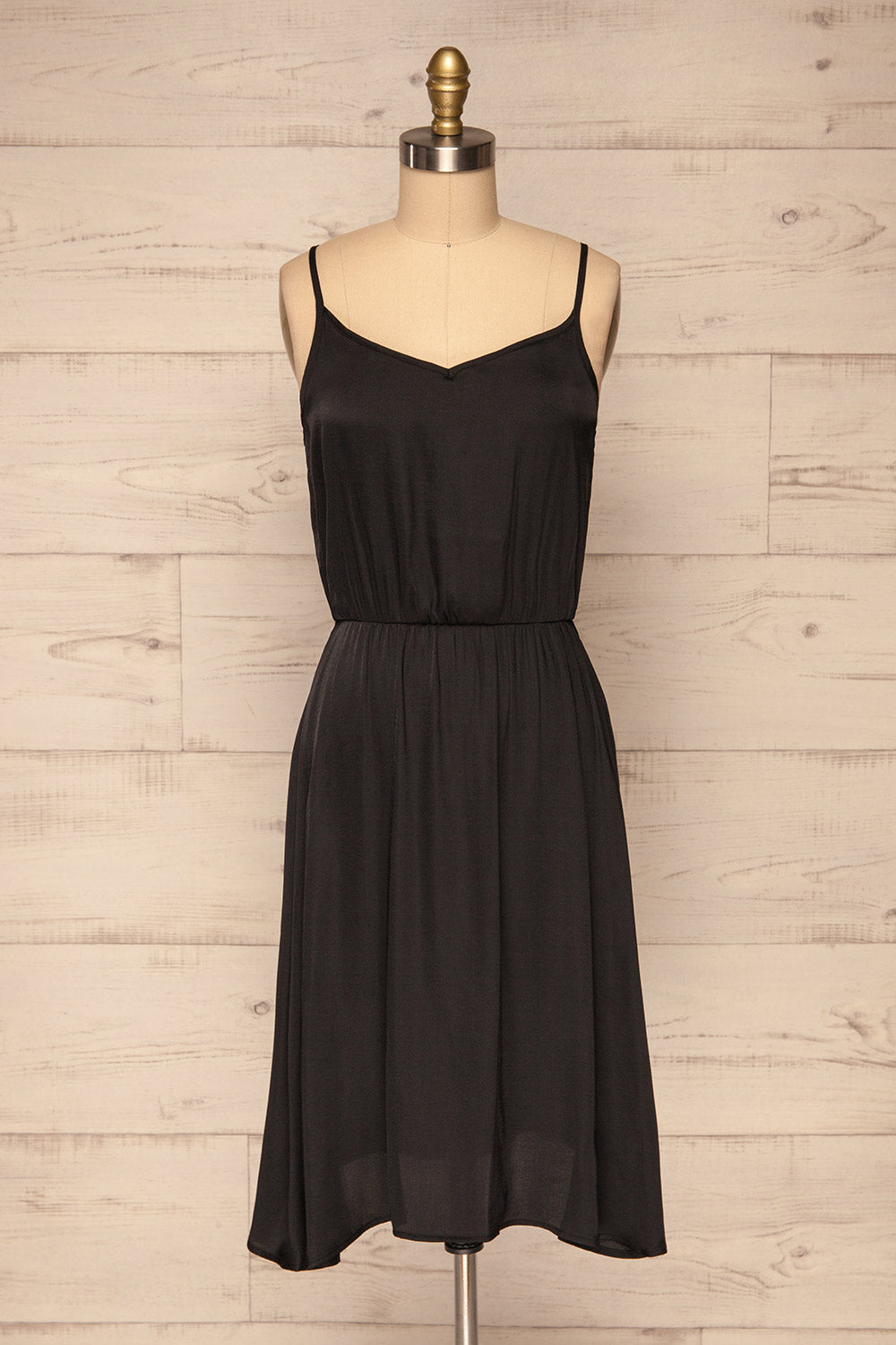 Udine Onyx Black Midi Dress | Robe Noire front view | La Petite Garçonne