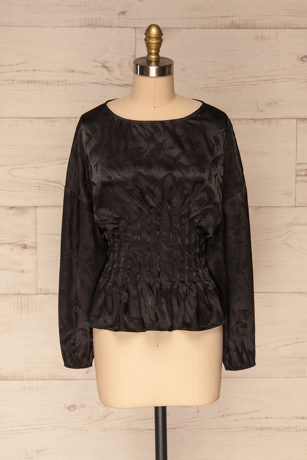 Ulm Black Pleated Puffy Sleeve Silky Top | La petite garçonne front view
