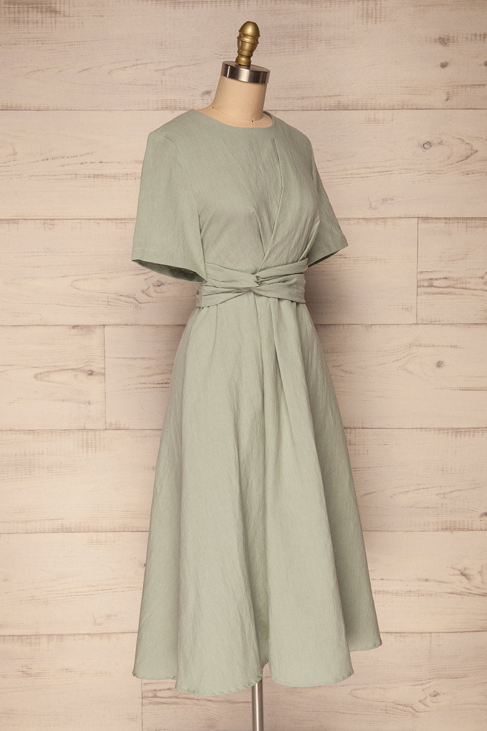 Valthi Blue Linen A-Line Midi Dress | La petite garçonne side view