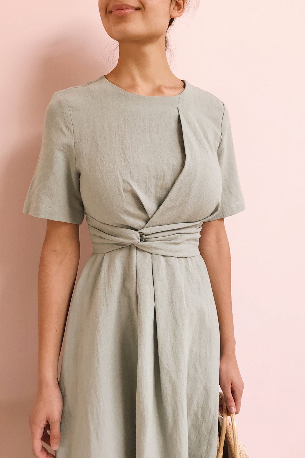 Valthi Blue Linen A-Line Midi Dress | La petite garçonne model close up