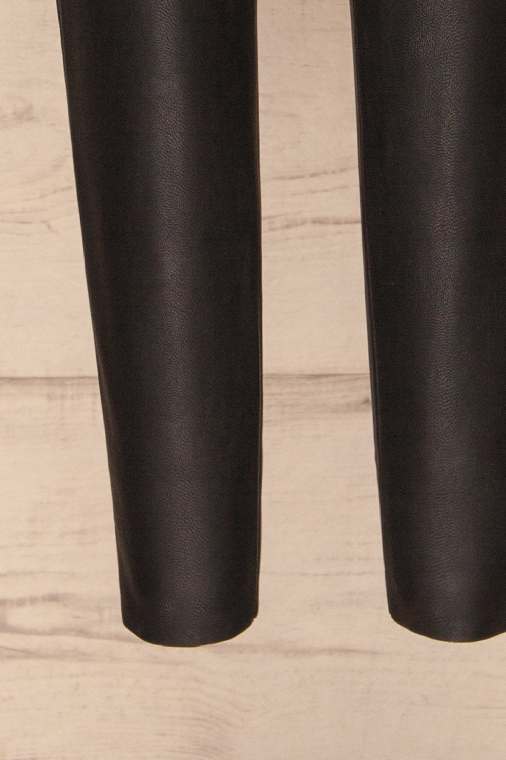 Vicence Black Faux-Leather Fitted Pants | La petite garçonne bottom