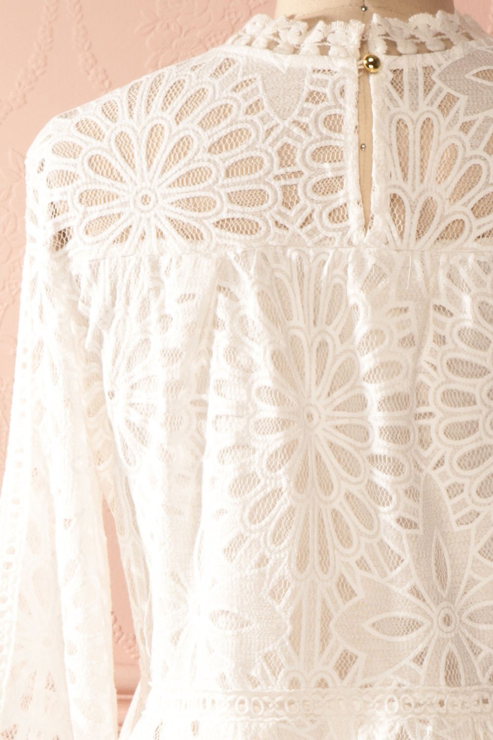Viktorie - White lace ruffled peplum top