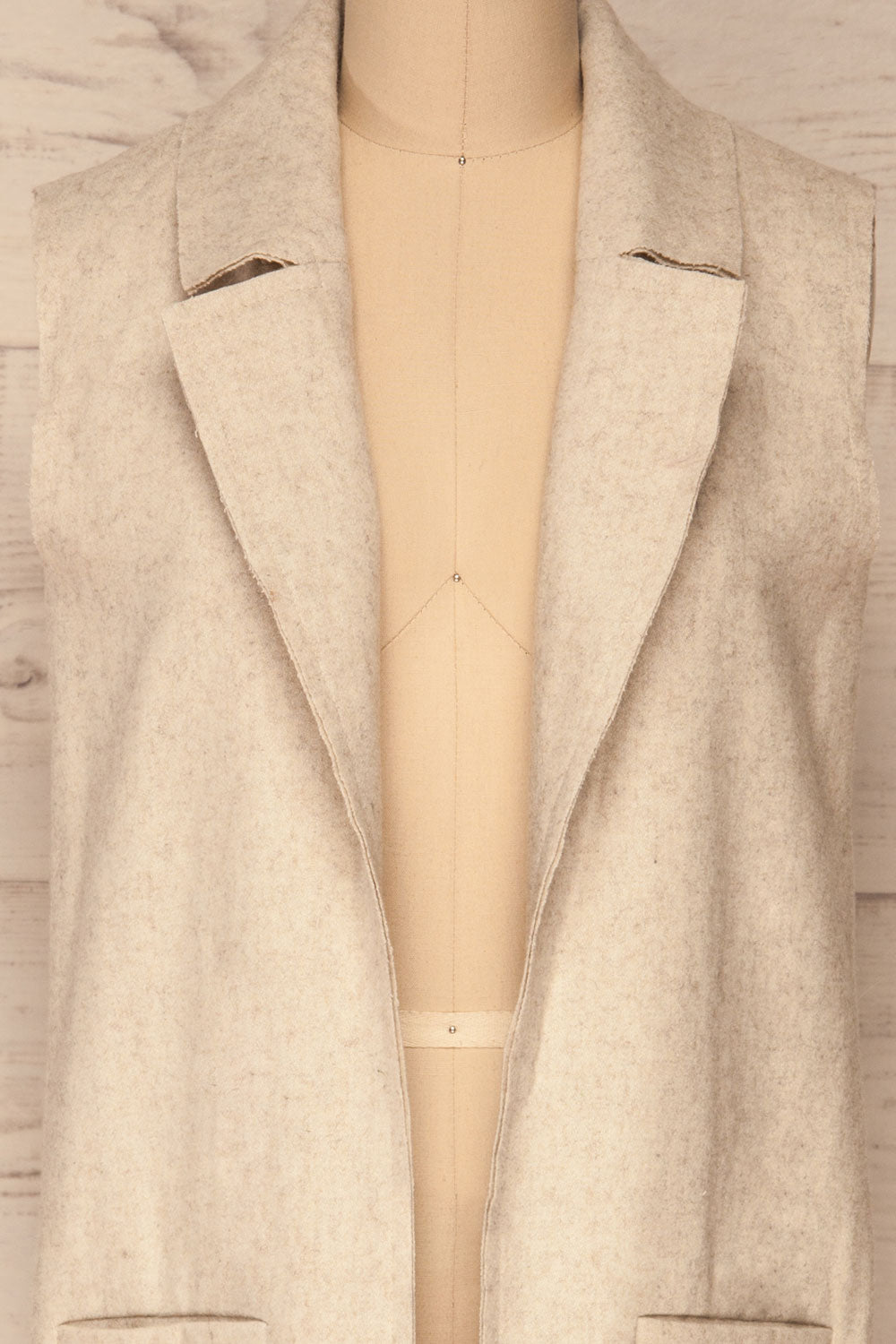 Worthing Beige Sleeveless Long Cardigan | La Petite Garçonne front close up
