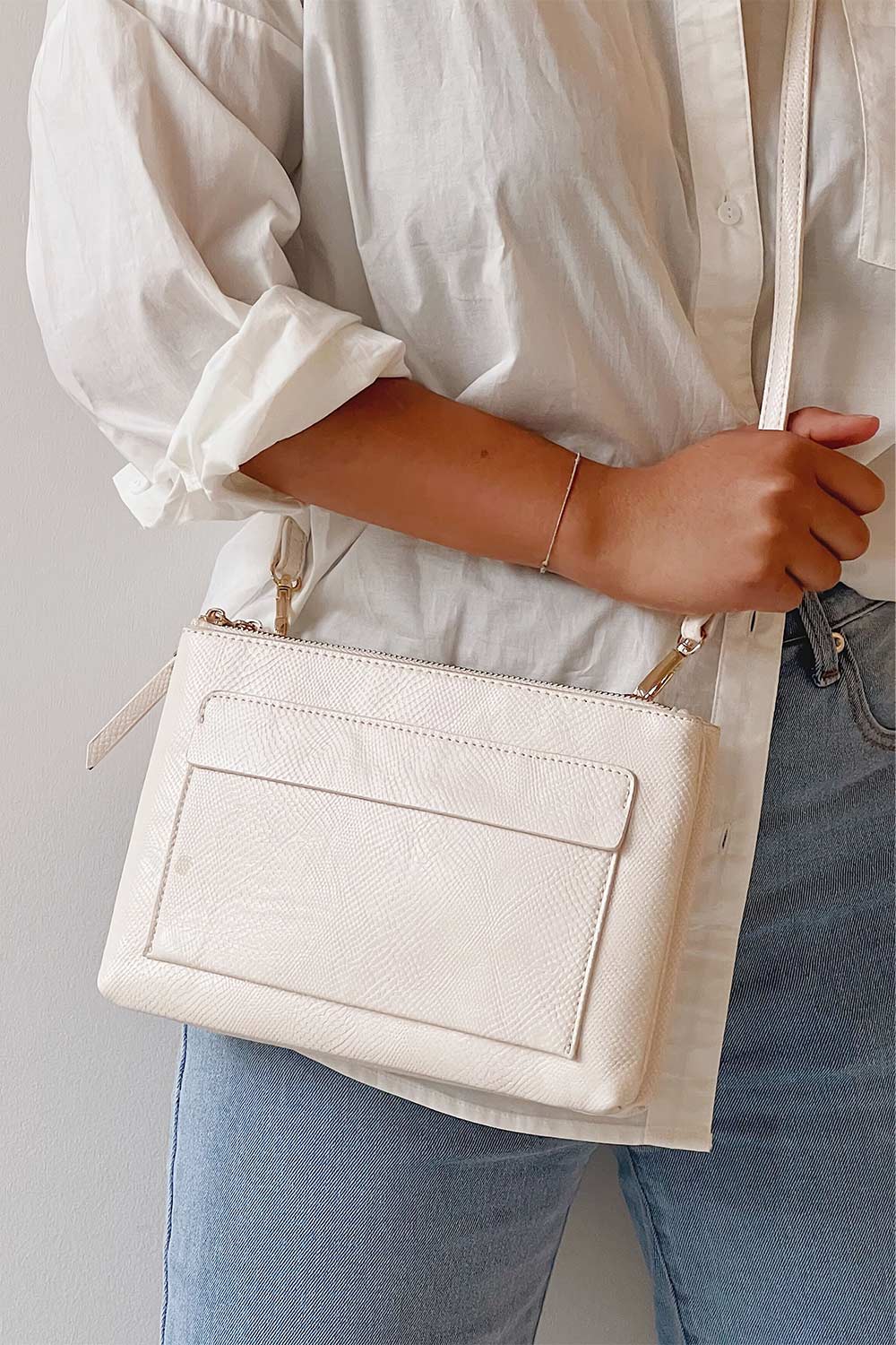 Wunderbar Snake Pattern Crossbody Bag | La petite garçonne on model