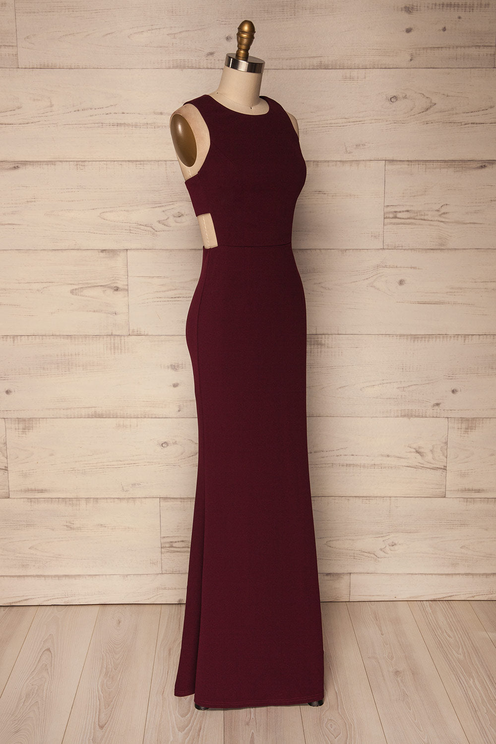 Zars Burgundy Cut-Outs Mermaid Gown | La Petite Garçonne