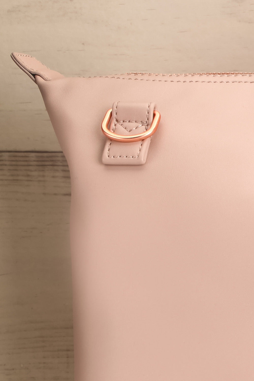 Abbilo Taupe Vegan Weekender Tote Bag front close-up | La Petite Garçonne