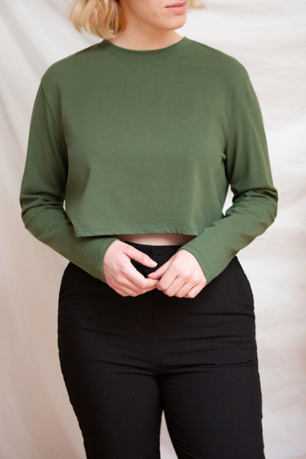 Pato Taupe Long Sleeve Crop Top | La petite garçonne model