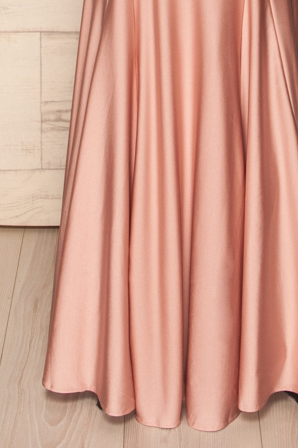 Aiani Quartz Pink Satin Mermaid Gown | La Petite Garçonne 7