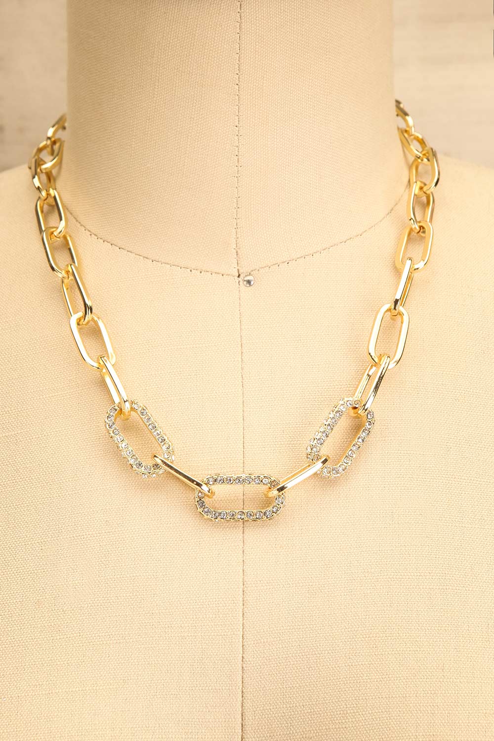Alcoy Golden Oval Chain Necklace | La petite garçonne