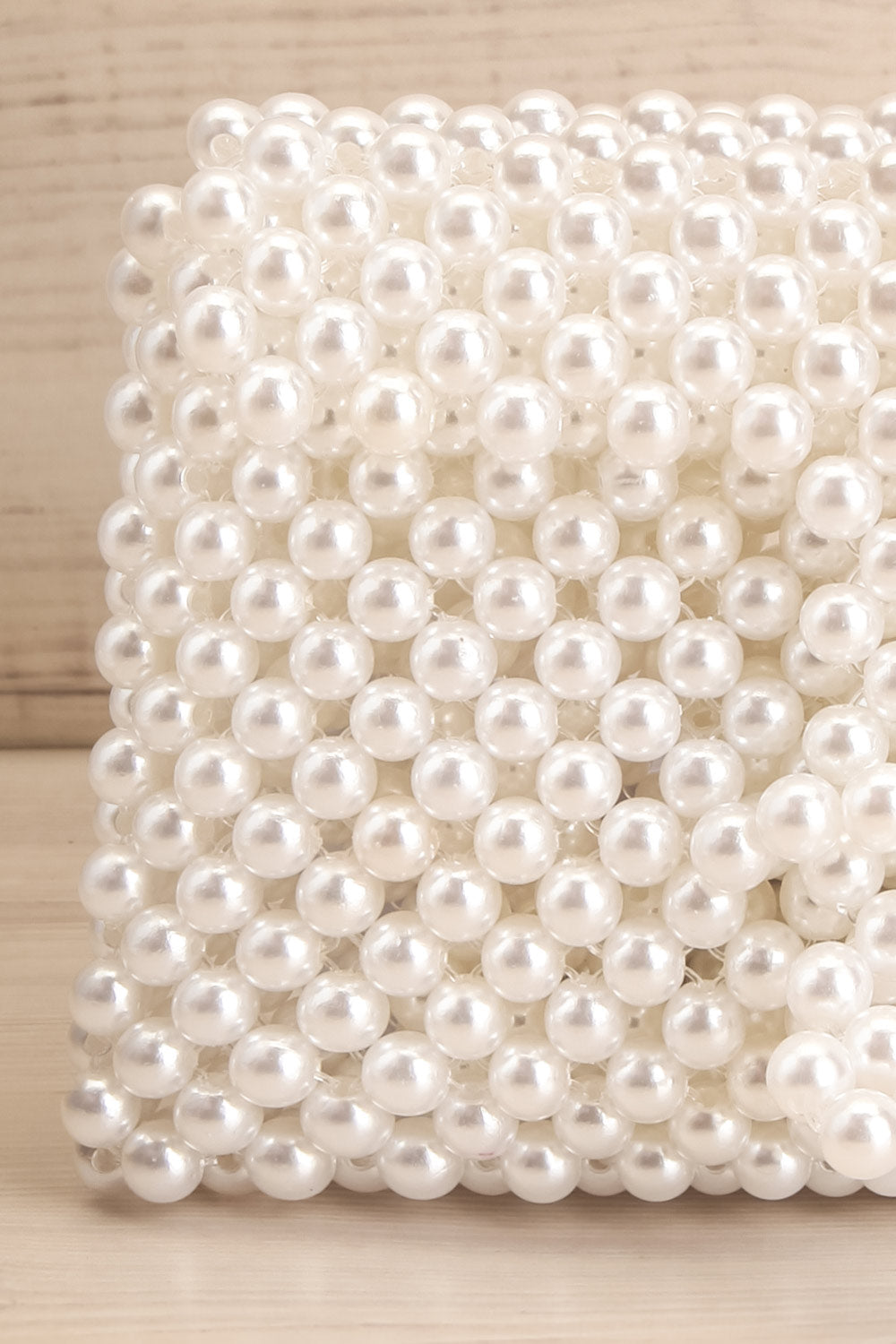 Aldehorno White Beaded Crossbody Purse | La Petite Garçonne 7