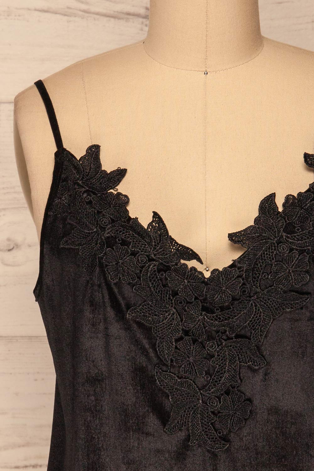 Amantea Black Velvet Camisole | Noir | La Petite Garçonne front close-up