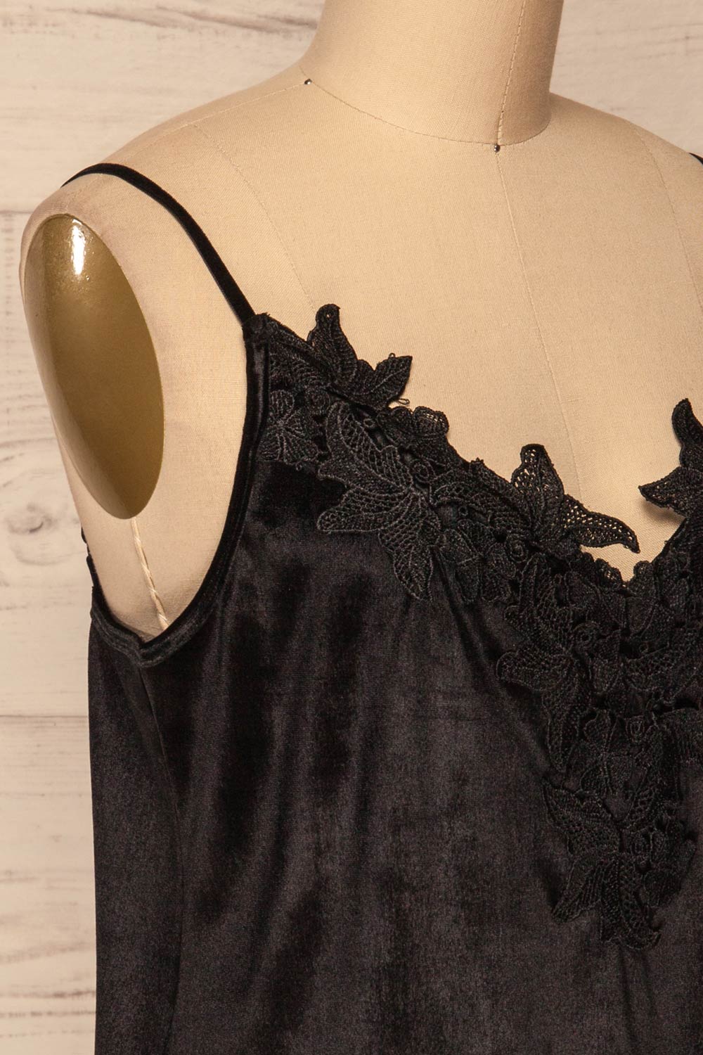 Amantea Black Velvet Camisole | Noir | La Petite Garçonne side close-up