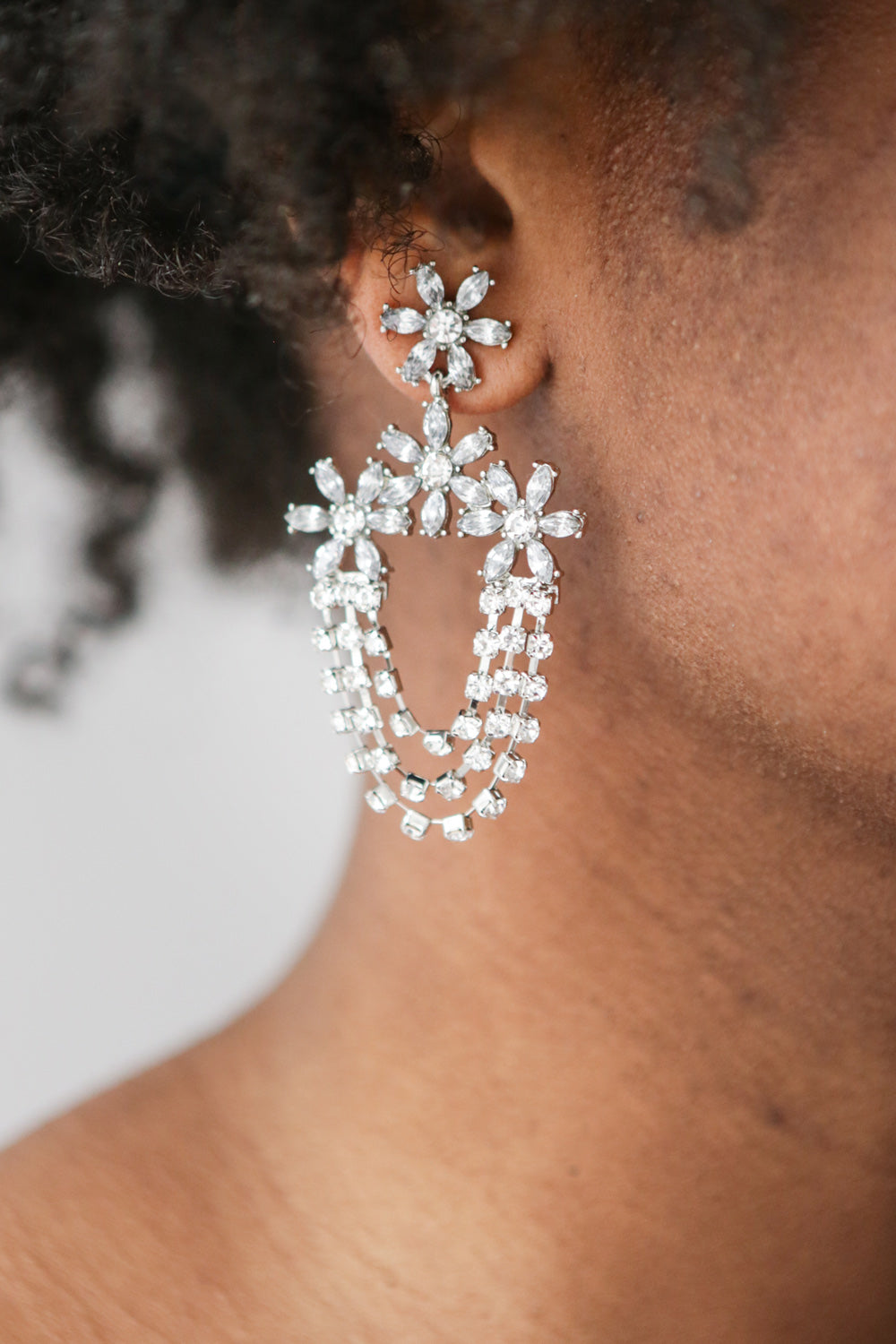 Amicitia Crystal Pendant Earrings | Boutique 1861 model