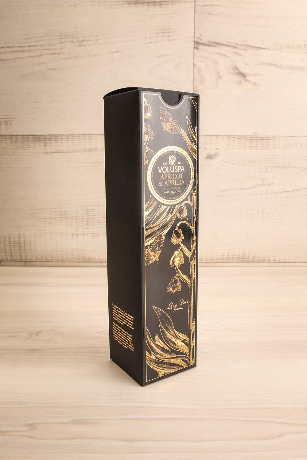 Home Diffuser Apricot & Aprilia | La petite garçonne box