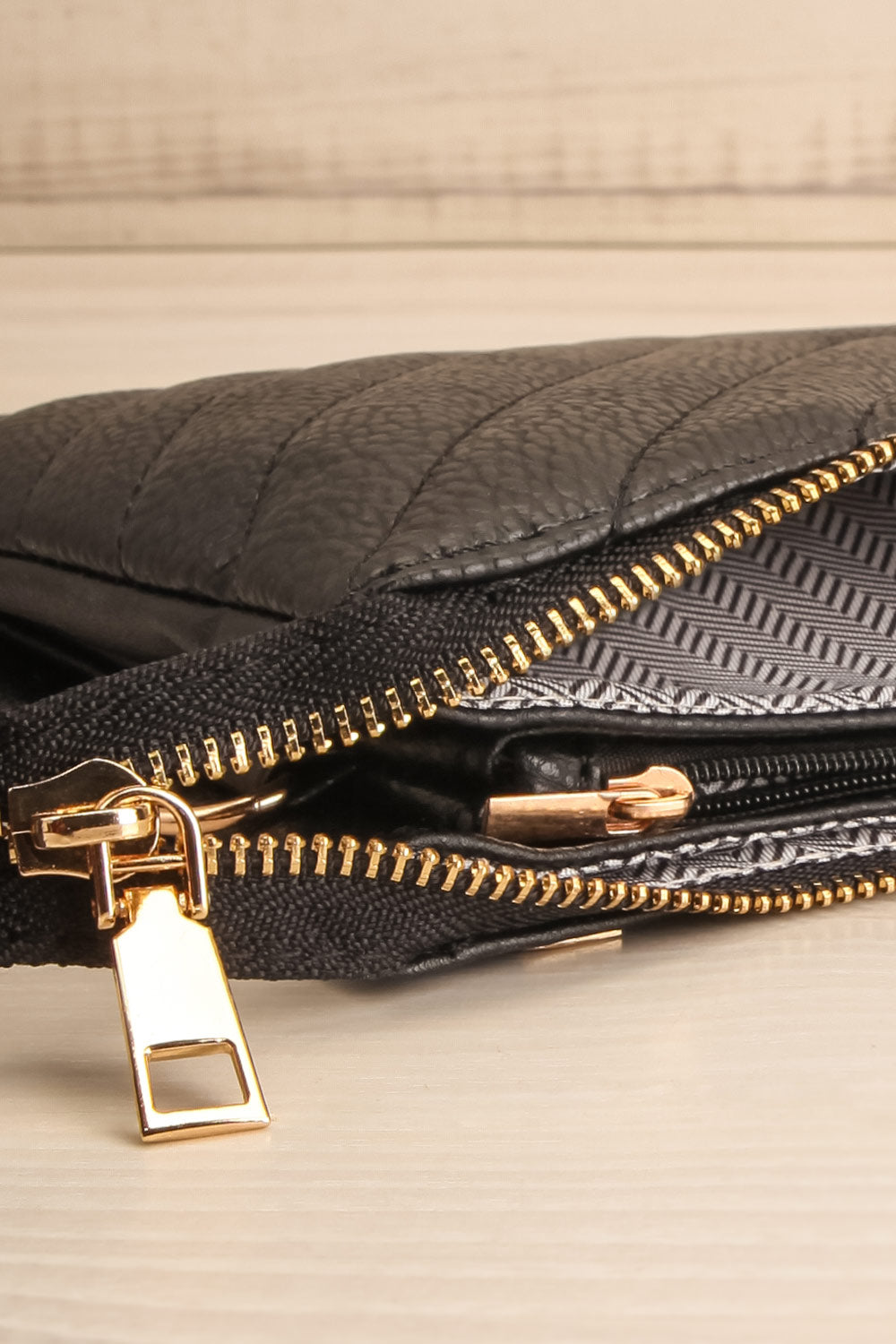 Aspen Black Crossbody Bag | La petite garçonne flayt close-up