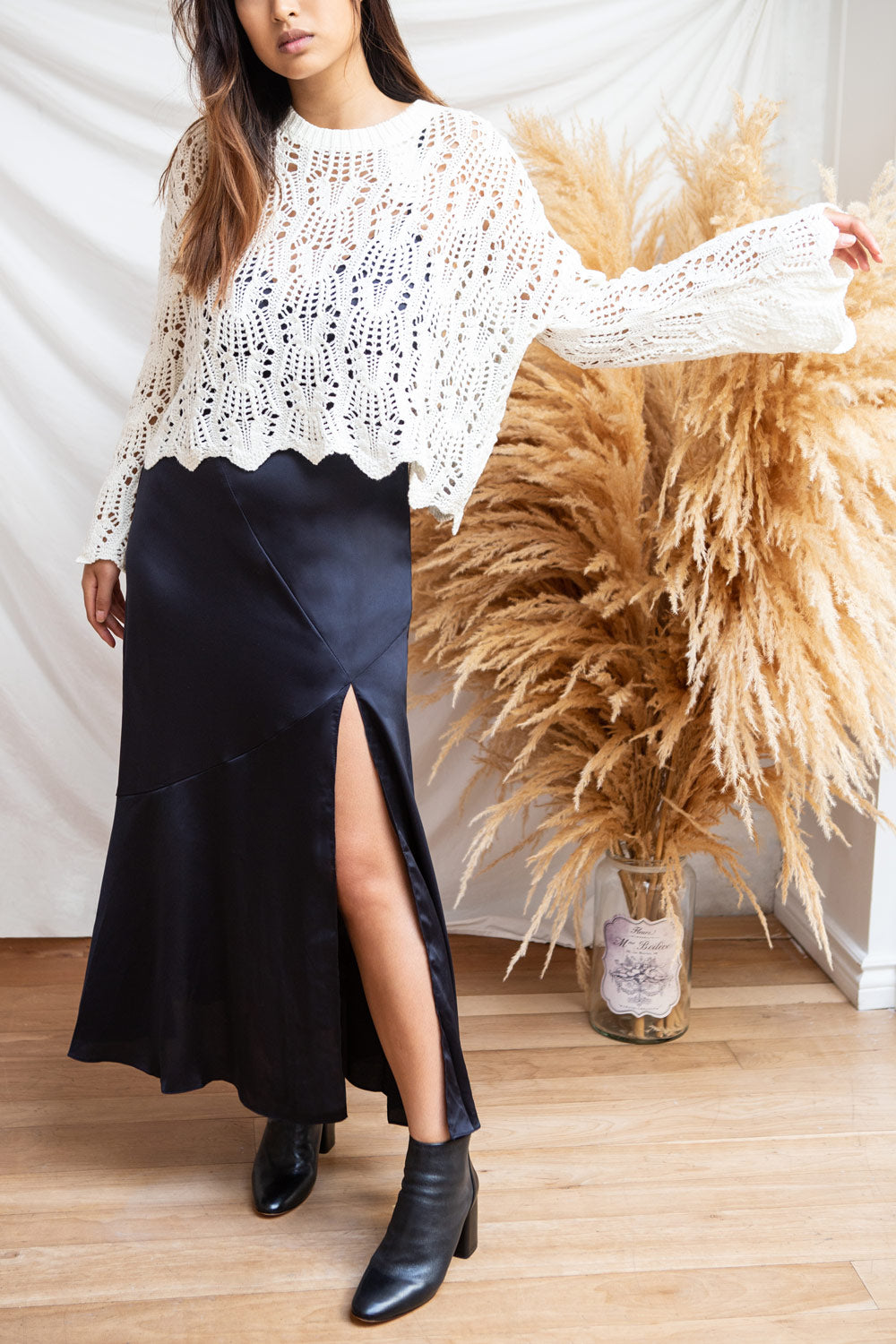 Lesko Brown Crochet Knit Top | La petite garçonne model