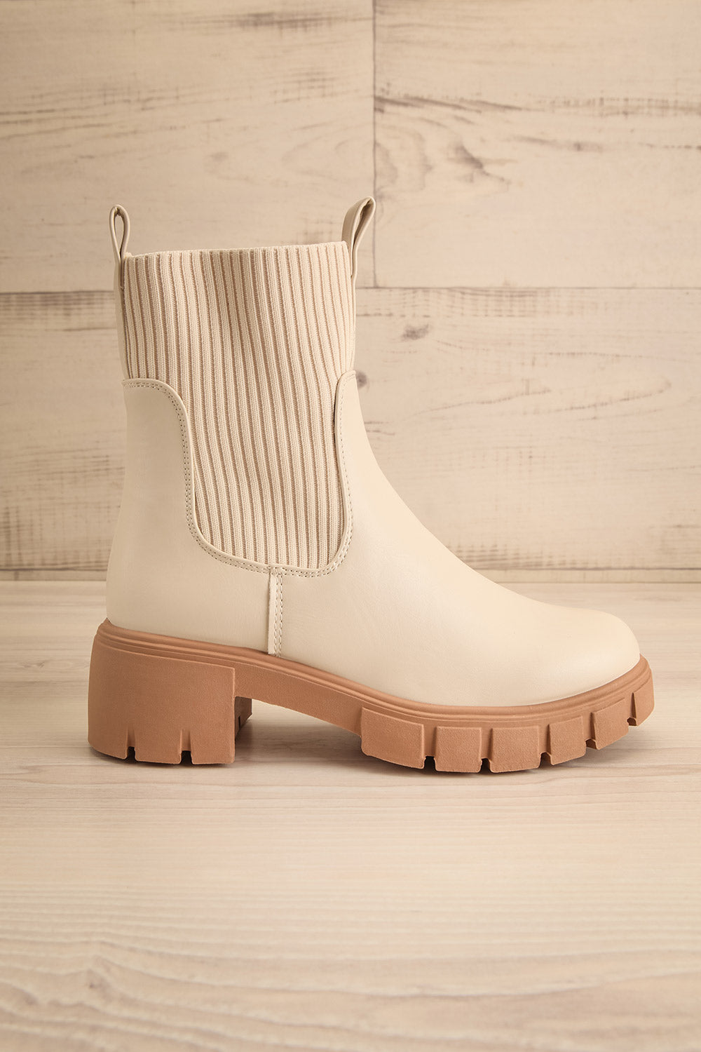 Audio Cream | Cleated Chelsea Boots