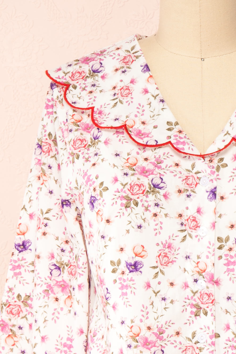 Bakeneko Cropped Floral Blouse w/ Peter Pan Collar | Boutique 1861 front close-up