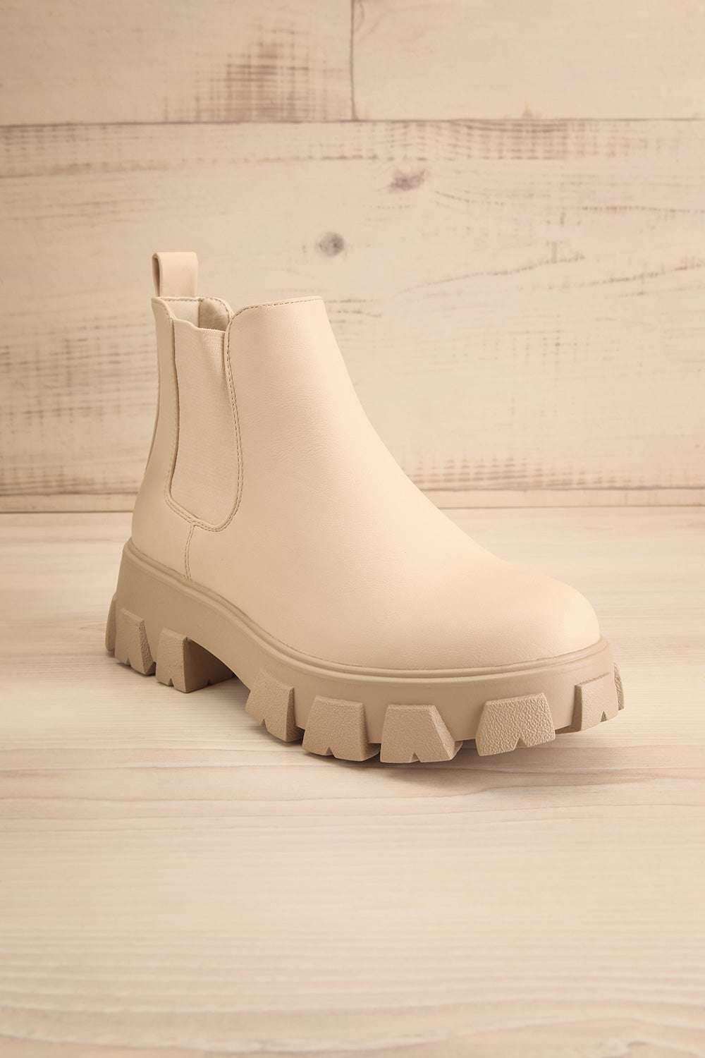 Barakaldo Ivory Faux-Leather Chelsea Boots | La petite garçonne front view