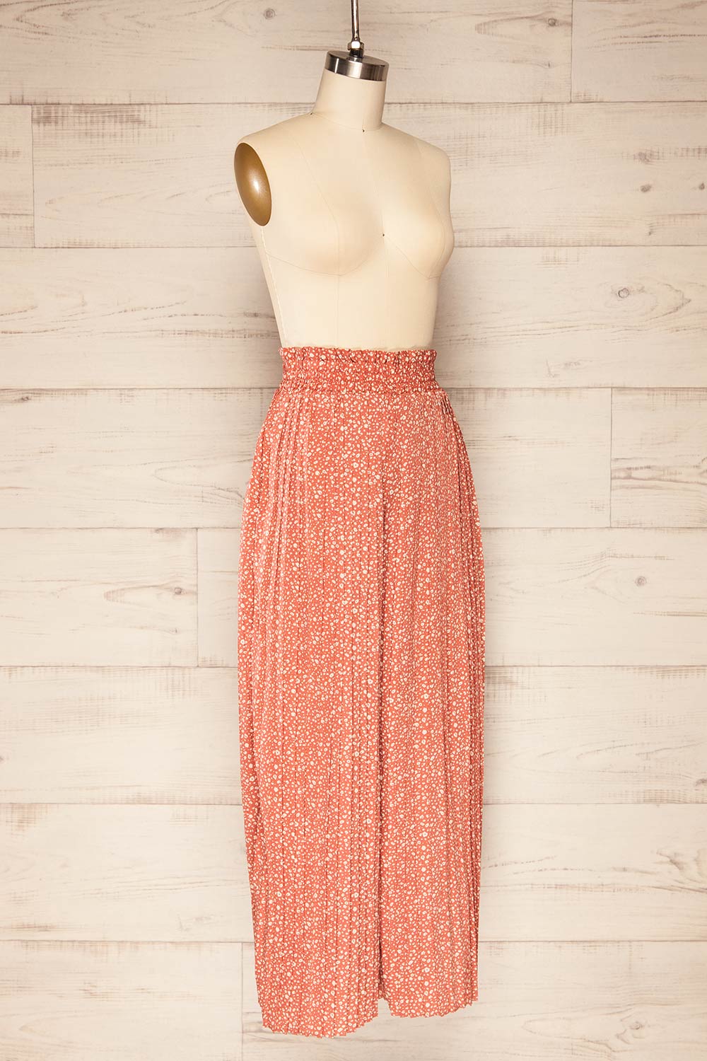 Barrag Patterned Palazzo Pants w/ Ruffled Waist | La petite garçonne side view