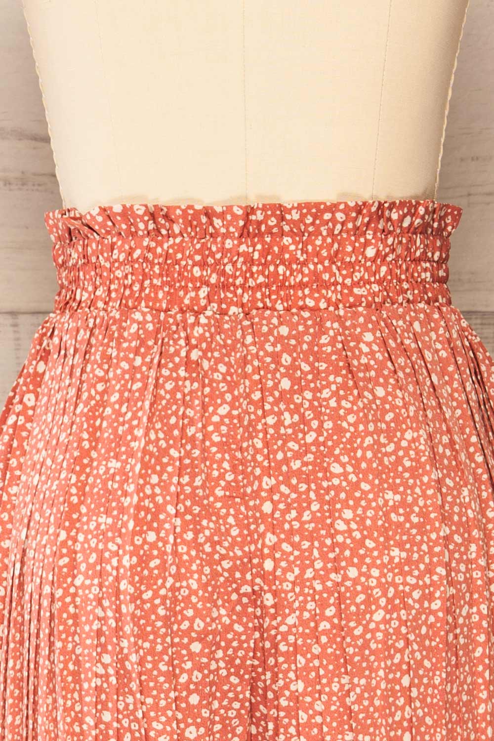 Barrag Patterned Palazzo Pants w/ Ruffled Waist | La petite garçonne back close-up