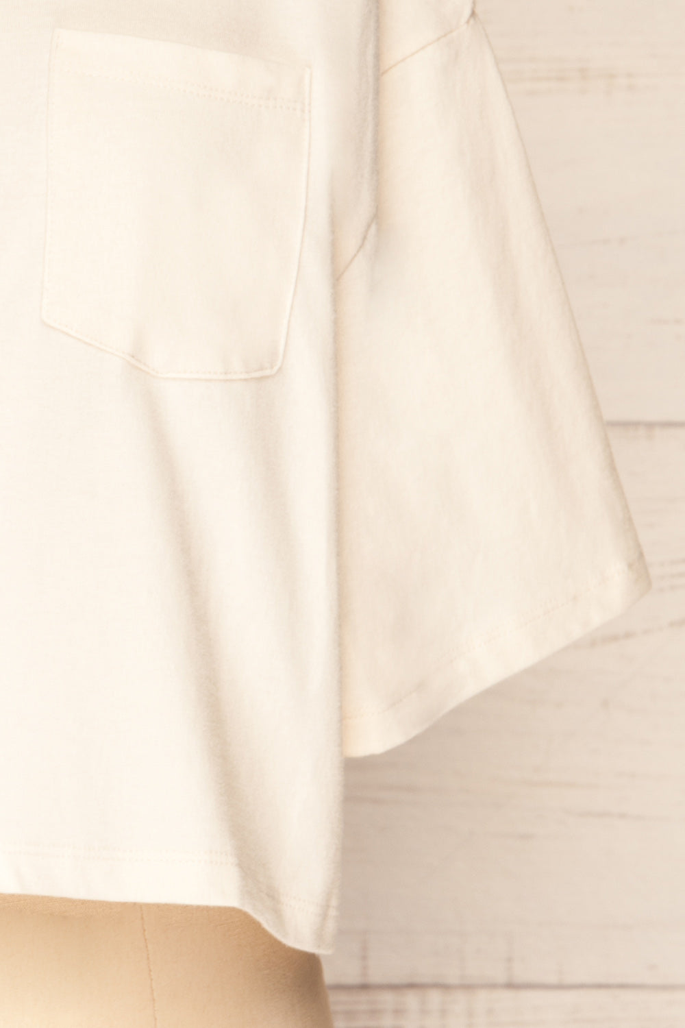 Bart Cream Cropped Round Neck T-Shirt | La petite garçonne sleeve