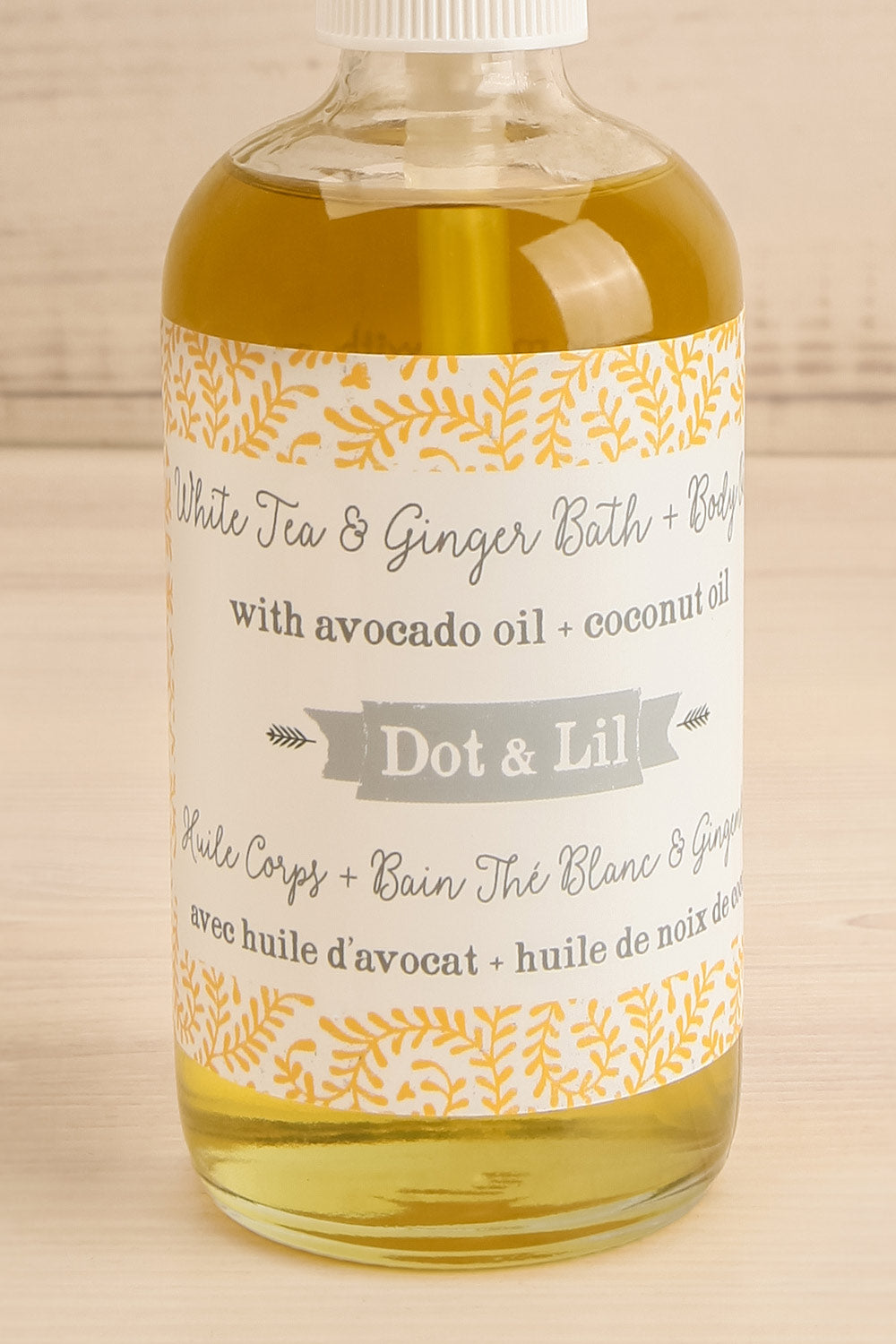 White Tea & Ginger Body Oil | Maison garçonne close-up