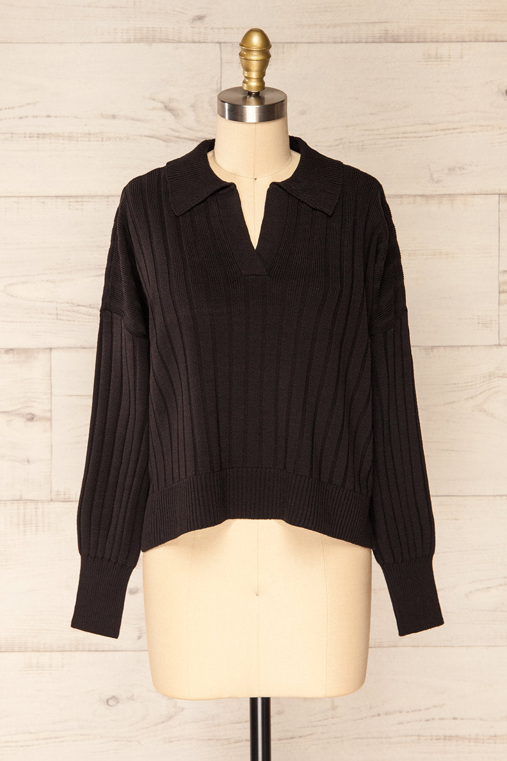 Beluth Black Collared Long Sleeve Top | La petite garçonne front view