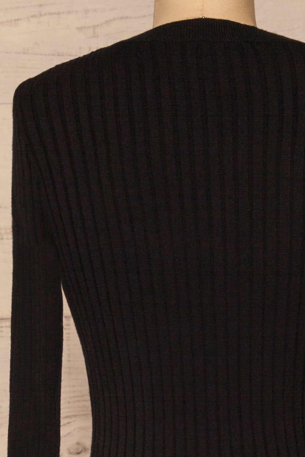 Beocin Black Ribbed Midi Dress | La petite garçonne back close-up