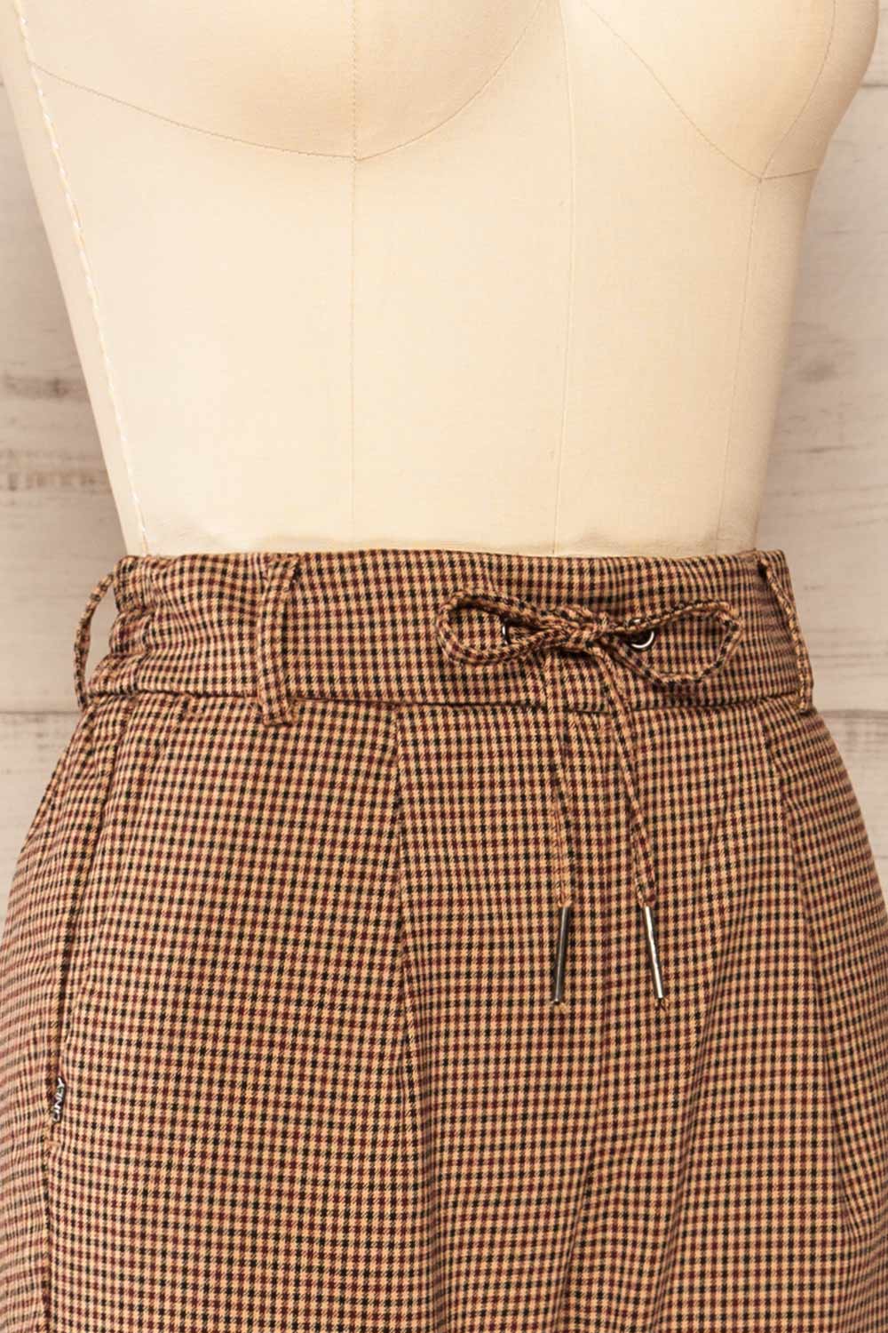 Berthaud Houndstooth Straight Leg Pants | La petite garçonne side close-up