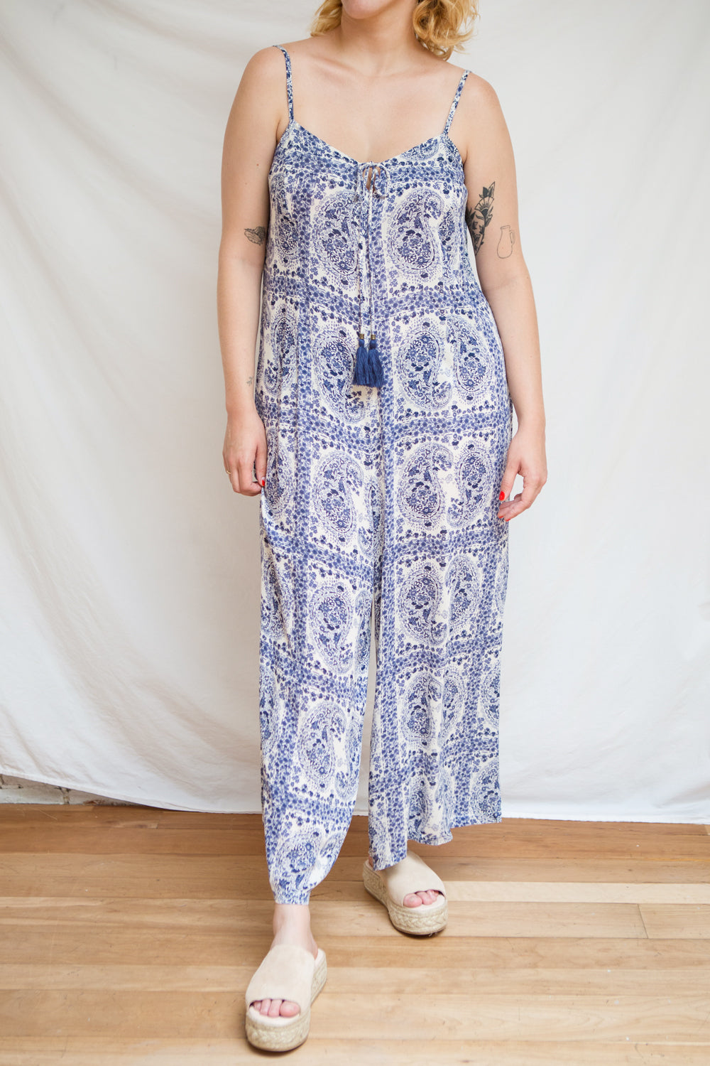 Billund Blue & White Patterned Wide Leg Jumpsuit | La petite garçonne model