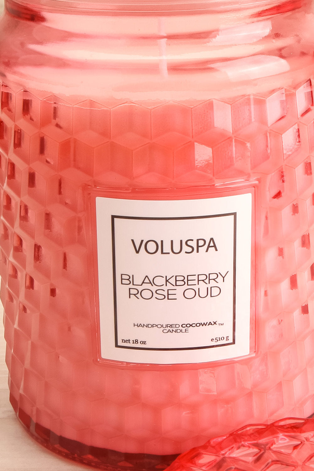 Large Textured Candle Blackberry Rose Oud | La petite garçonne open close-up