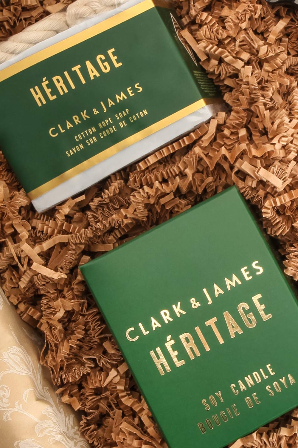 Héritage Christmas Gift Box | Maison garçonne close-up