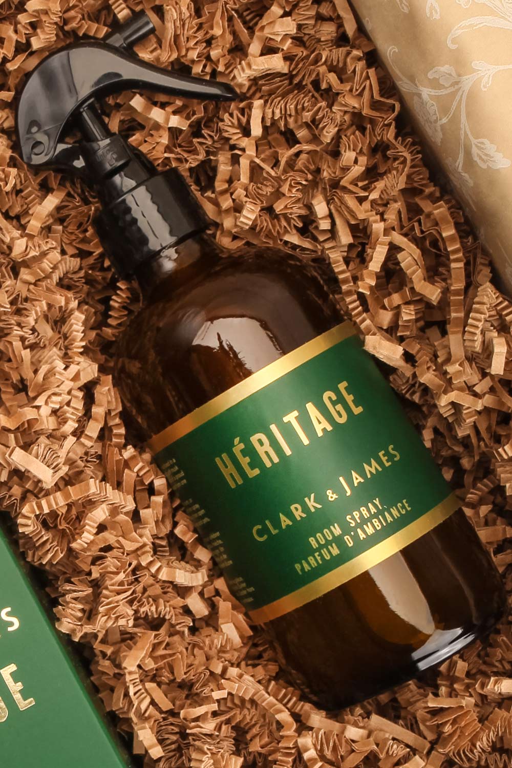 Héritage Christmas Gift Box | Maison garçonne details