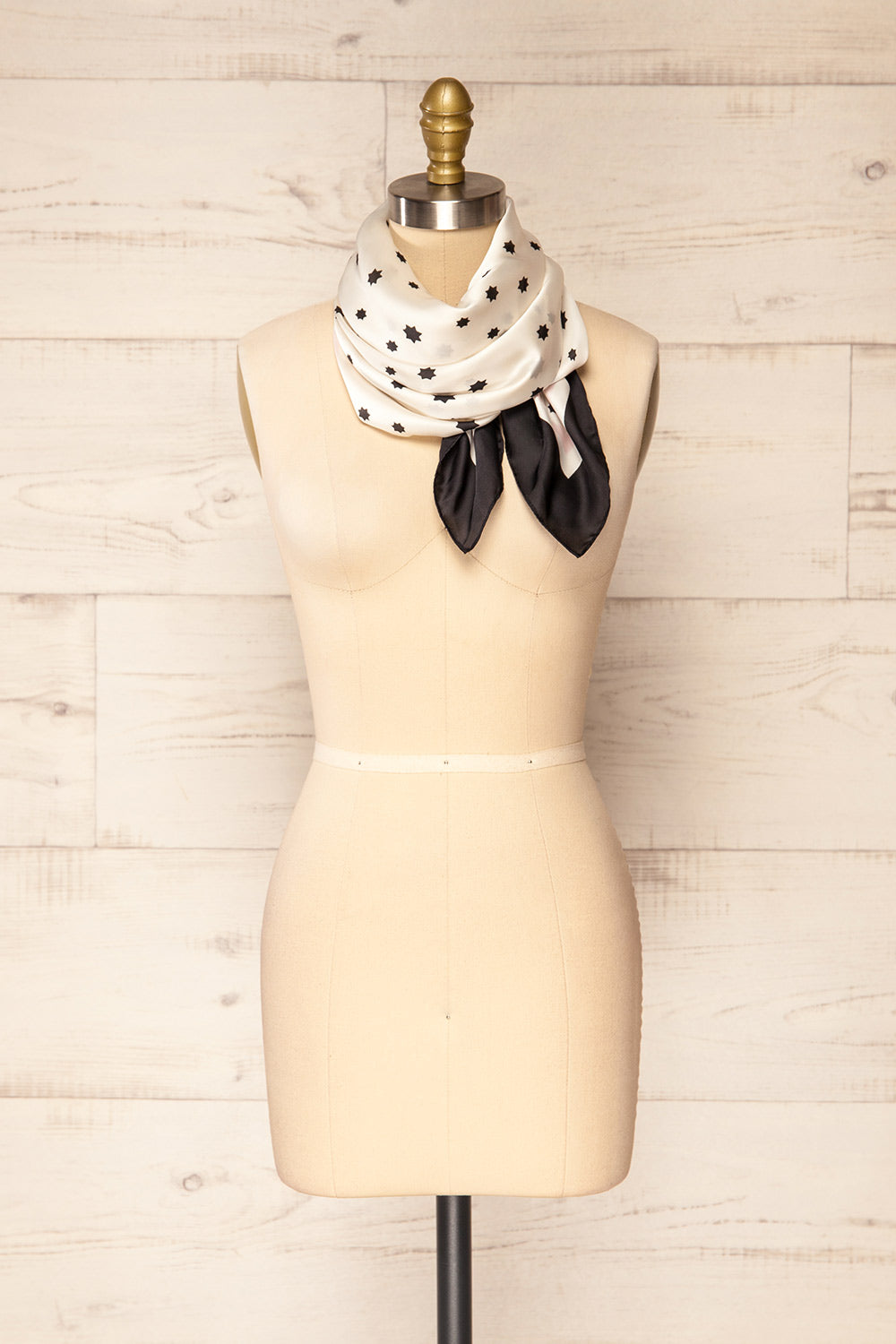 Bord De Mer White Satin Scarf | La petite garçonne loop