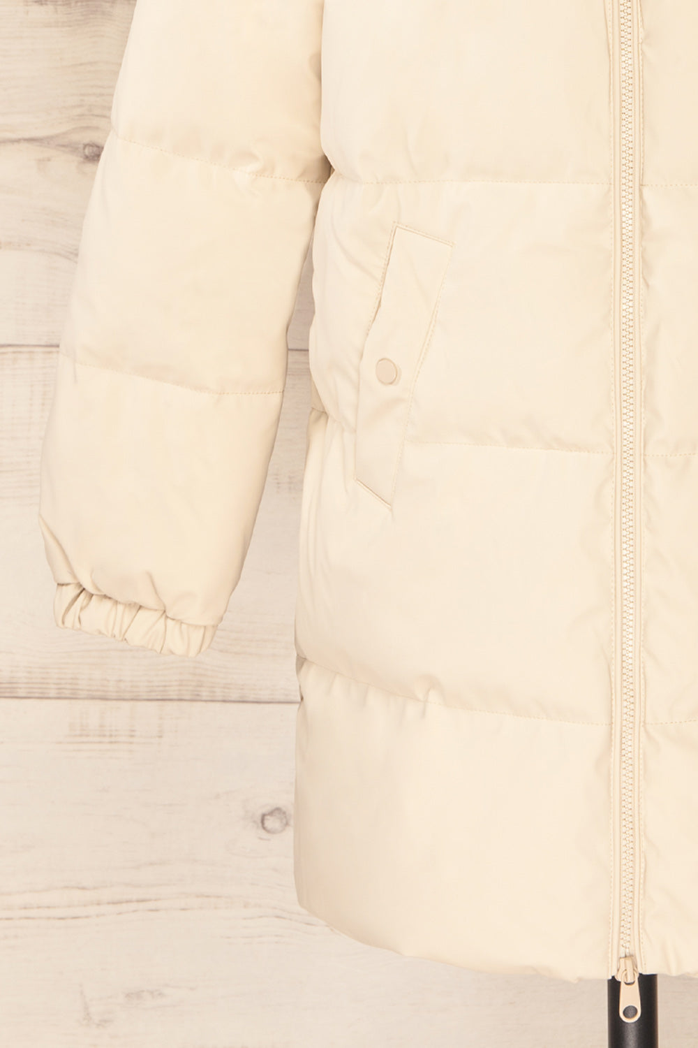 Borough Beige Puffer Coat w/ Front Pockets | La petit garçonne sleeve