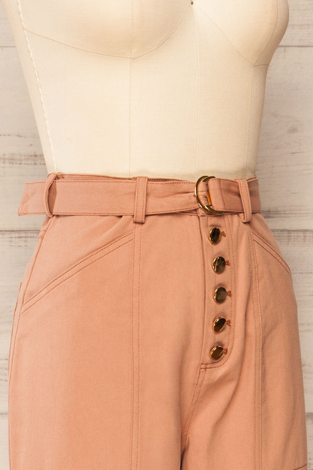 Cajontambo Pink Denim Wide-Leg Pants w/ Belt | La petite garçonne side close-up