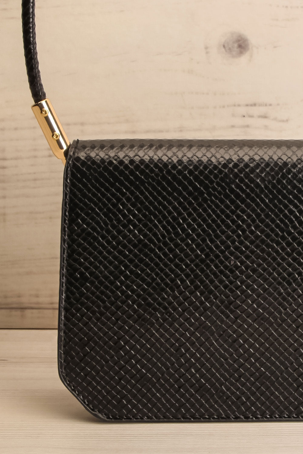 Camelopardalis Faux Snakeskin Shoulder Bag | La petite garçonne close-up