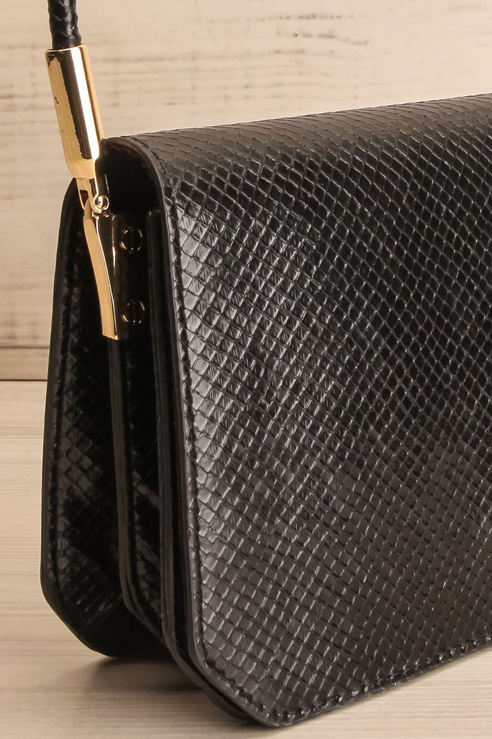 Camelopardalis Faux Snakeskin Shoulder Bag | La petite garçonne side close-up