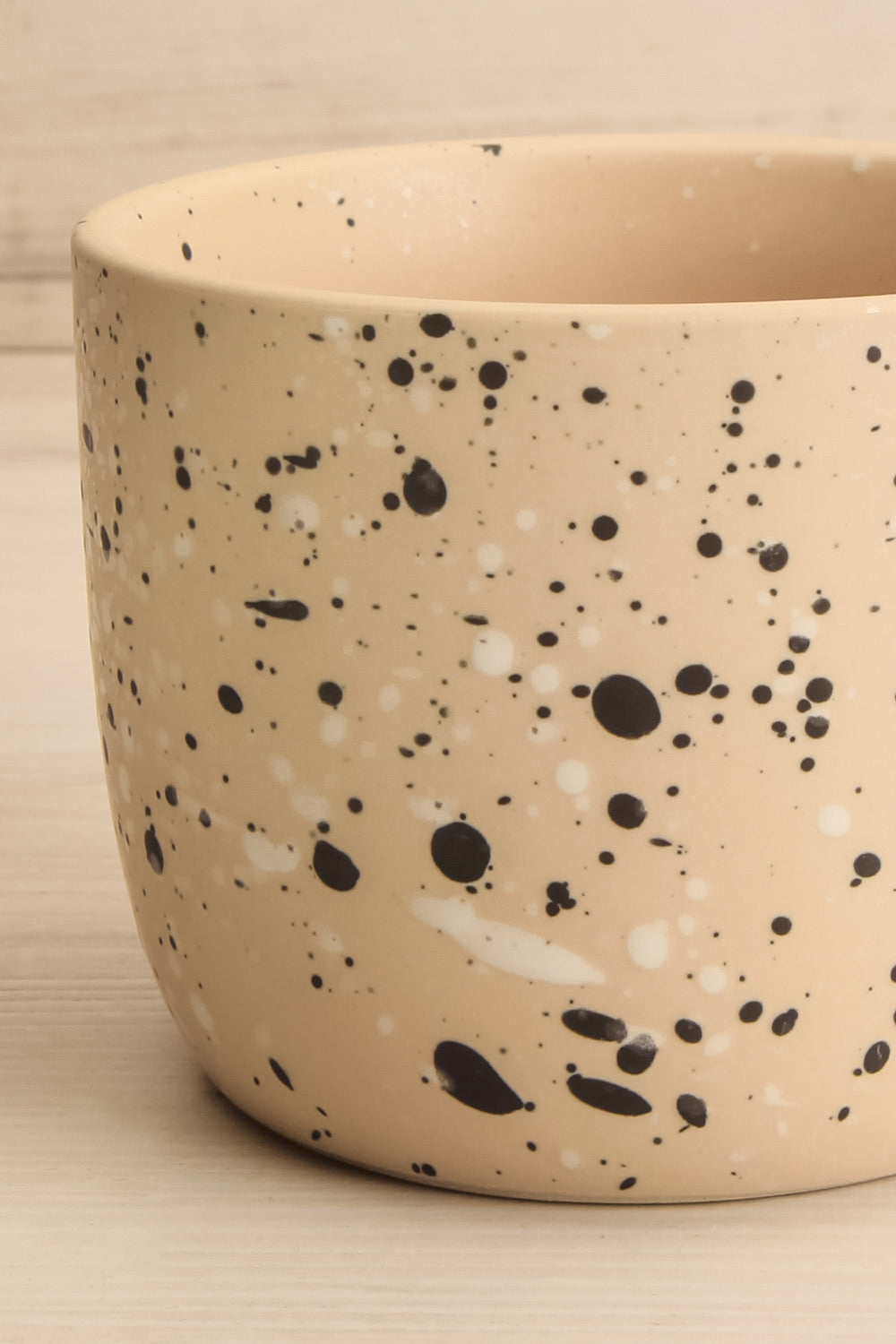 Capricornus Beige Speckled Stoneware Mug | Maison garçonne details